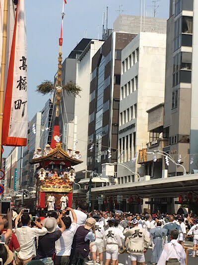 祇園祭の前祭巡行・・・