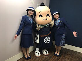 店内ご案内係の制服がカッコよくリニューアルしたよ！の巻