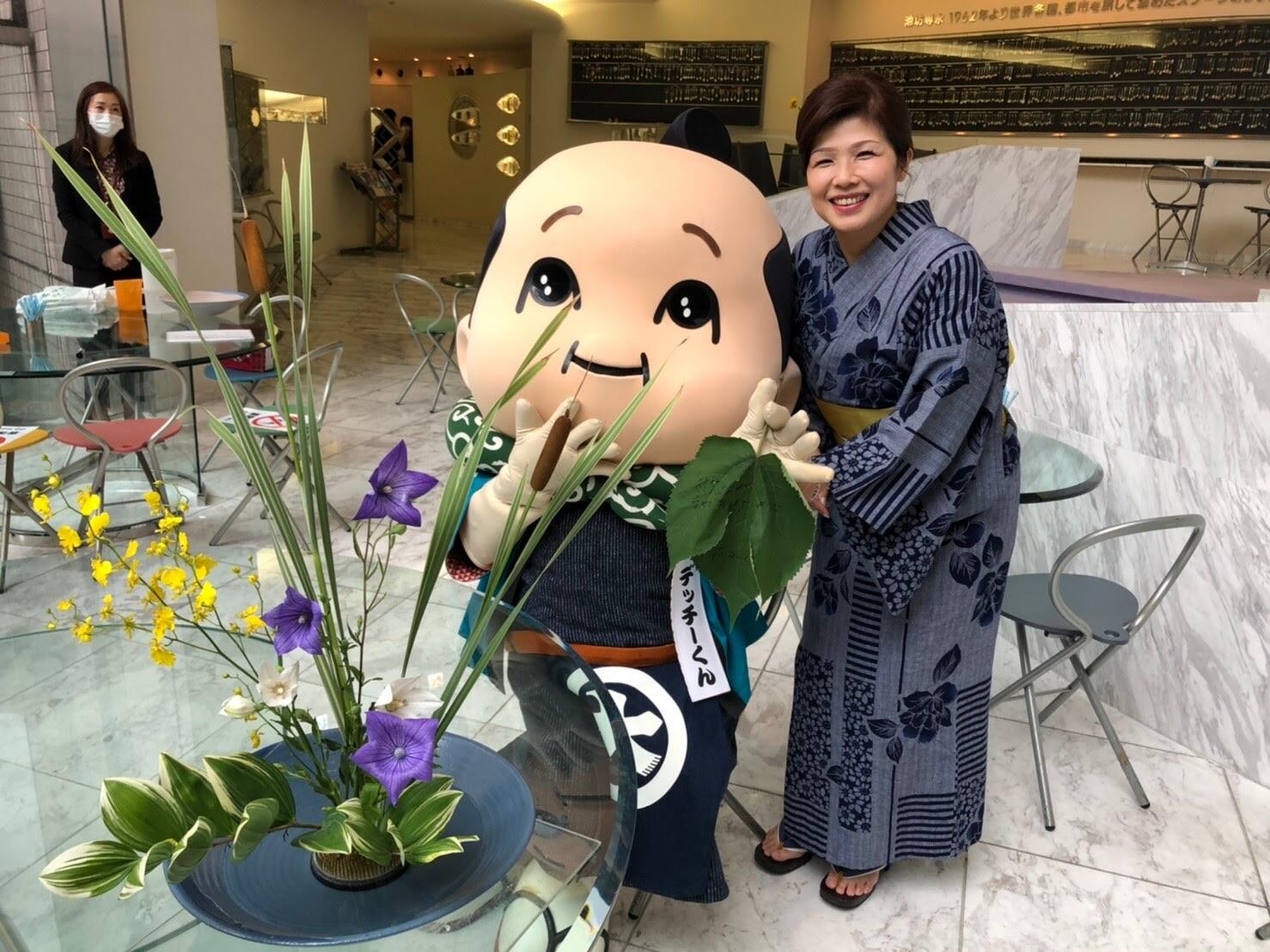 いけばな発祥地で「いけばな体験」！の巻